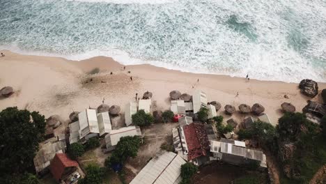 Luftbild,-Ein-Versteckter-Strand,-Nämlich-Watu-Lawang-Beach,-Befindet-Sich-In-Gunung-Kidul,-Yogyakarta,-Indonesien