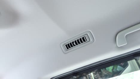 car interior overhead ac vent