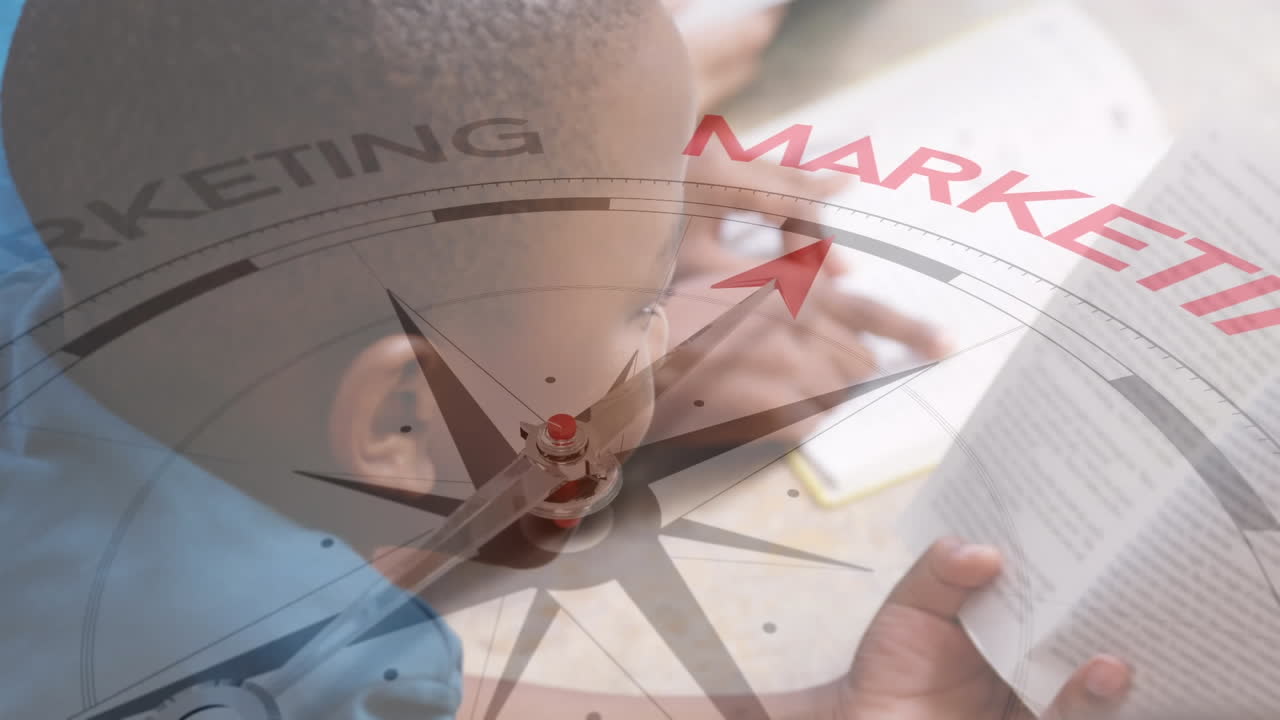 아프리카계 미국인 소년들이 책을 읽는 텍스트를 가진 나침반의 애니메이션