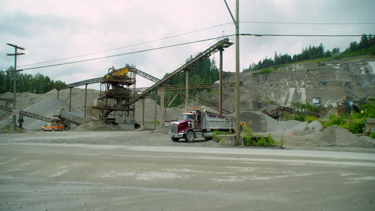 gravera y camiones pesados