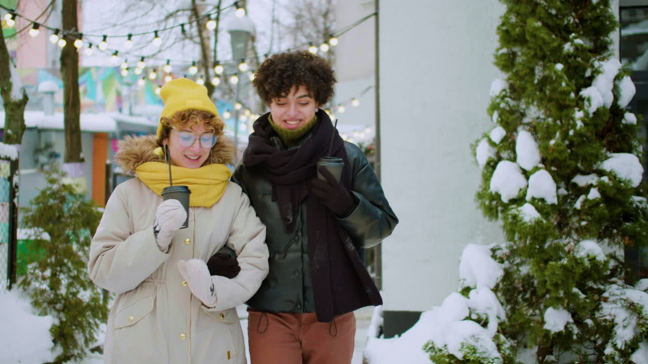 함께 시간을 보내는 여자 친구