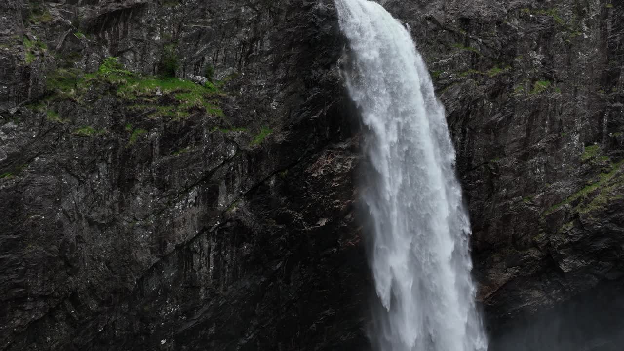 manafossen - cascada - noruega - noruega wasserfall