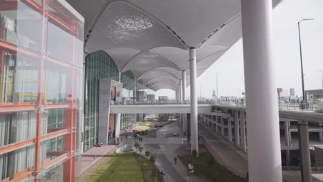 istanbul airport exterior