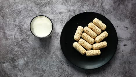 galletas de avena y leche