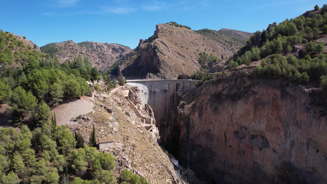 Majestic dam in the middle of dry mountains