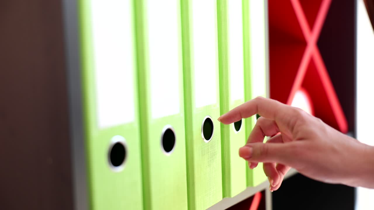 Organizing Documents with Binders