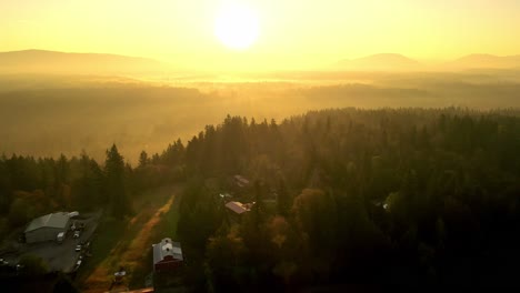 Majestic-Foggy-Sunrise-Over-Wide-Mountains-And-Forest-Landscape,-Renton,-Washington