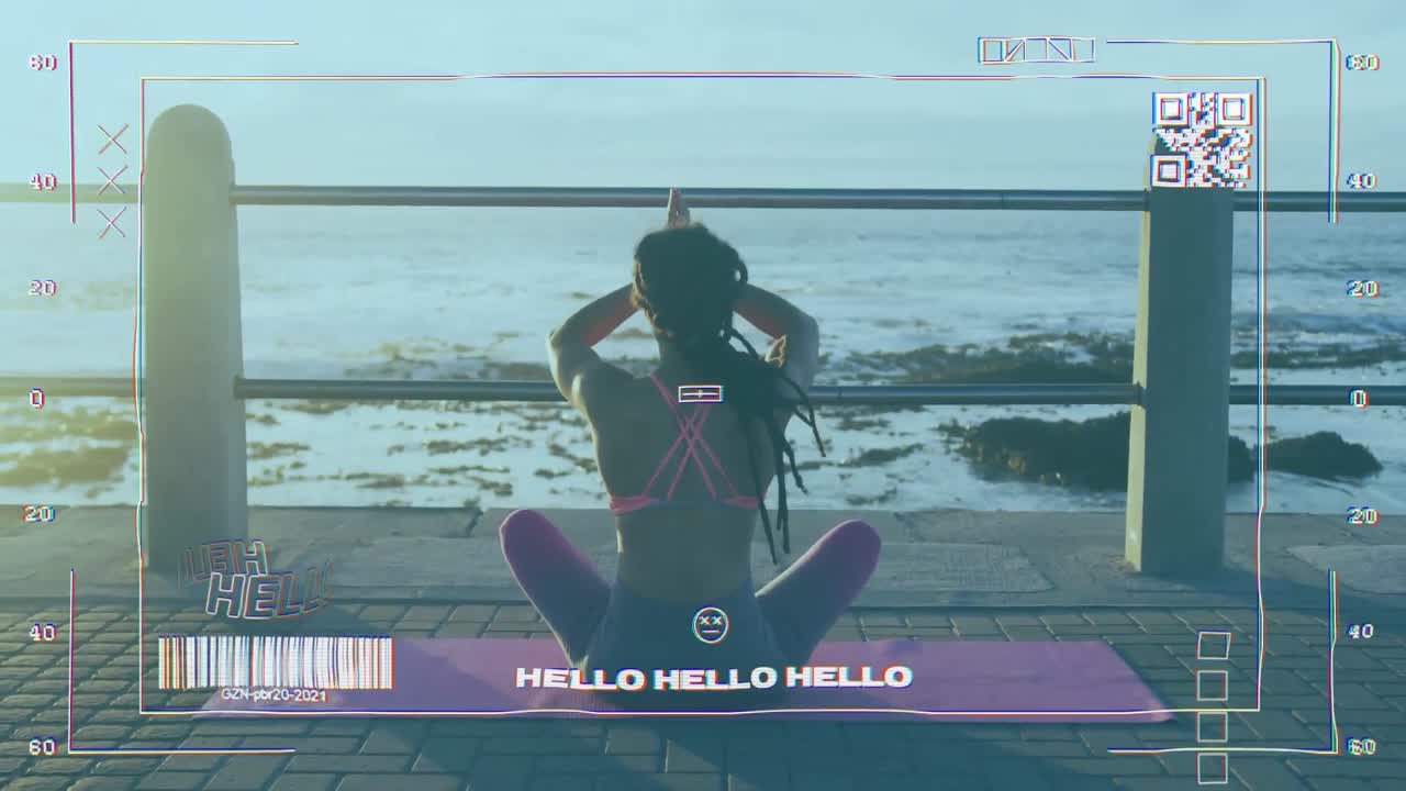 animazione di statistiche e grafici su donne che praticano lo yoga sulla passeggiata sul mare