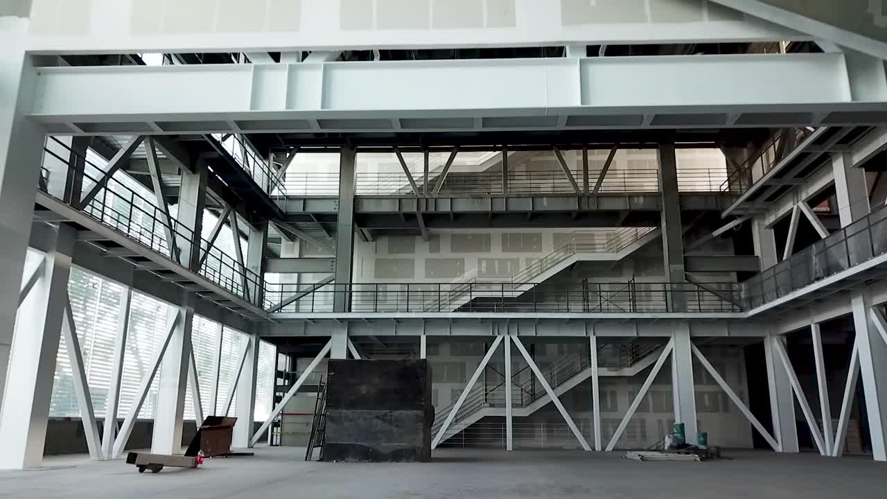 멕시코시티의 건물 리모델링 과정의 바닥 수준 드론