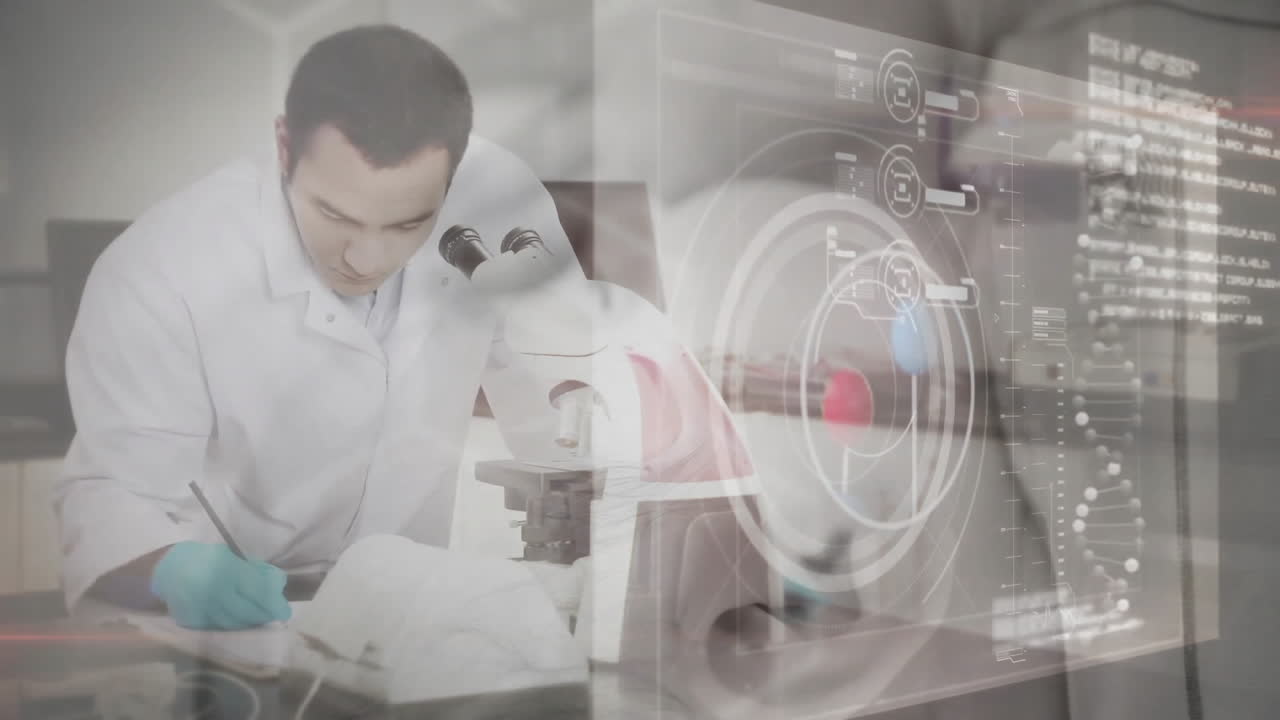 현미경을 이용한 백인 남성 과학자에 대한 데이터 처리 애니메이션