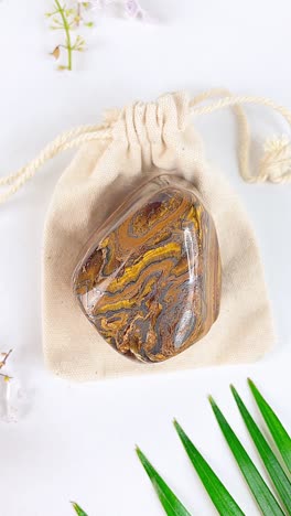 tiger's eye healing stone