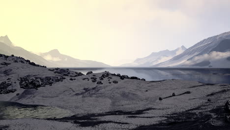 Beach-with-big-round-stones-on-the-coast-of-the-Barents-Sea-in-Arctic