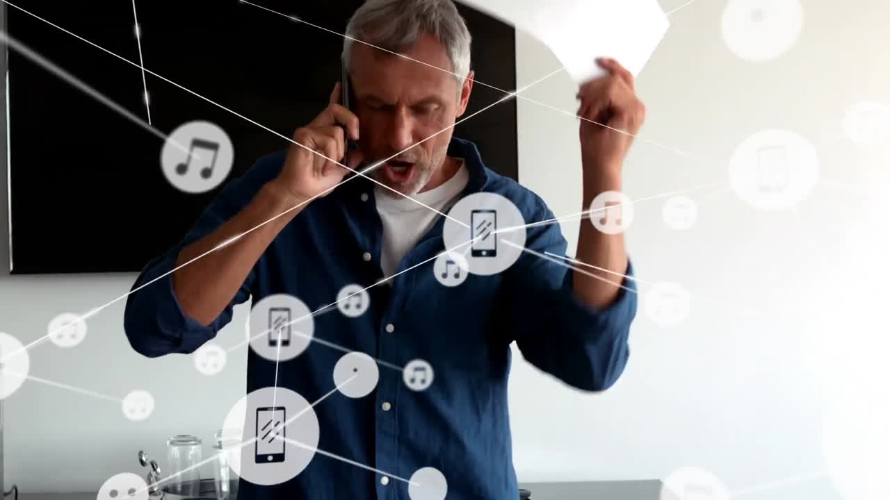 animación del procesamiento de datos financieros sobre un empresario caucásico en un teléfono inteligente