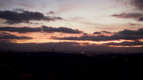 4K-View-of-the-skyline-at-Leeds-at-sunset