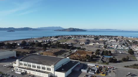 Aerial-Birds-Eye-View-of-the-city-of-Treasure-Island,-California