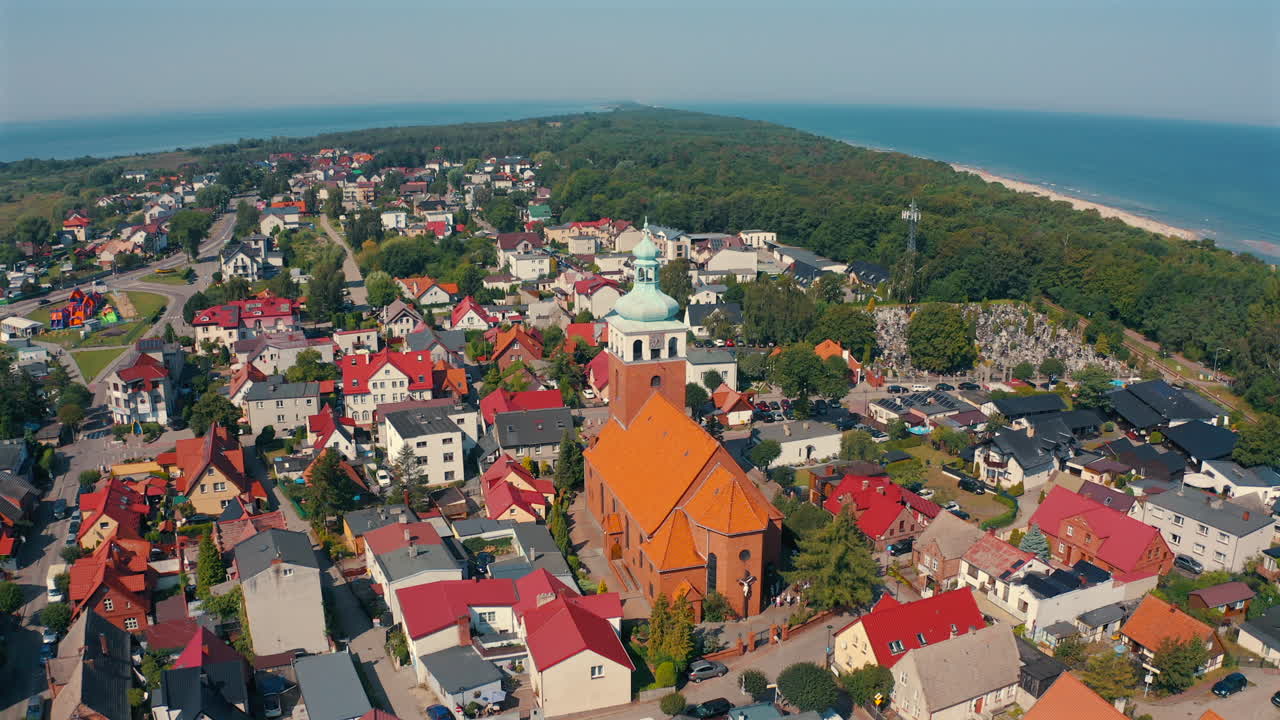 폴란드 의 야스타르니아 시 의 공중 사진