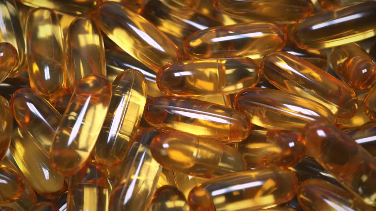 cápsulas con omega-3 - suplemento alimenticio con aceite de pescado