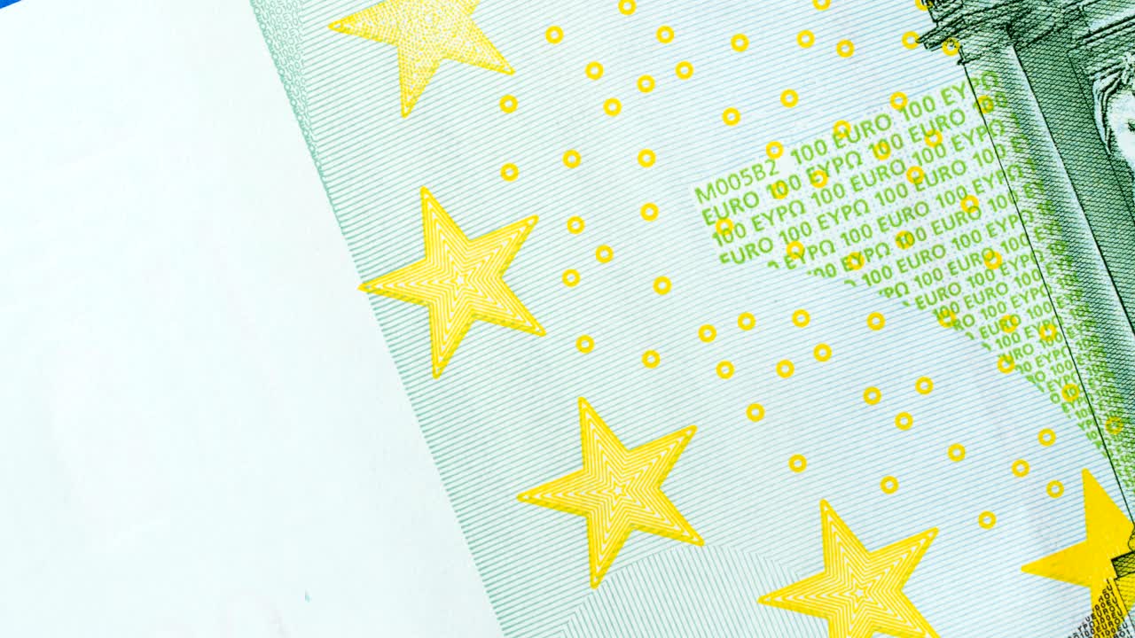 다양한 유로 지폐의 스 모션 애니메이션: 5, 10, 20, 100, 500, 지폐의 매크로, 유로 화폐 클로즈업