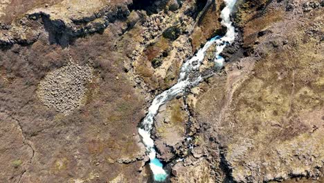 cascadas de dynjandi en la región de los fiordos occidentales de islandia - revelación aérea