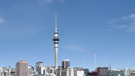 nueva zelanda ciudad de auckland, puerto deportivo, muelle, muelle y vista cbd