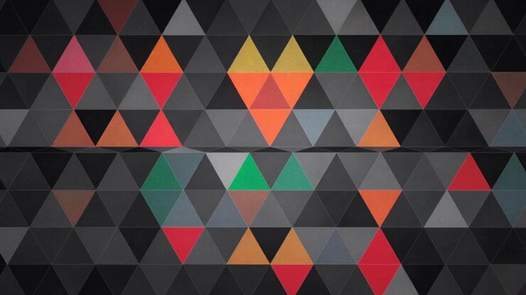 Loop starting, triangle grid cycling colors and shifting rows, creating repeating focus on seam
