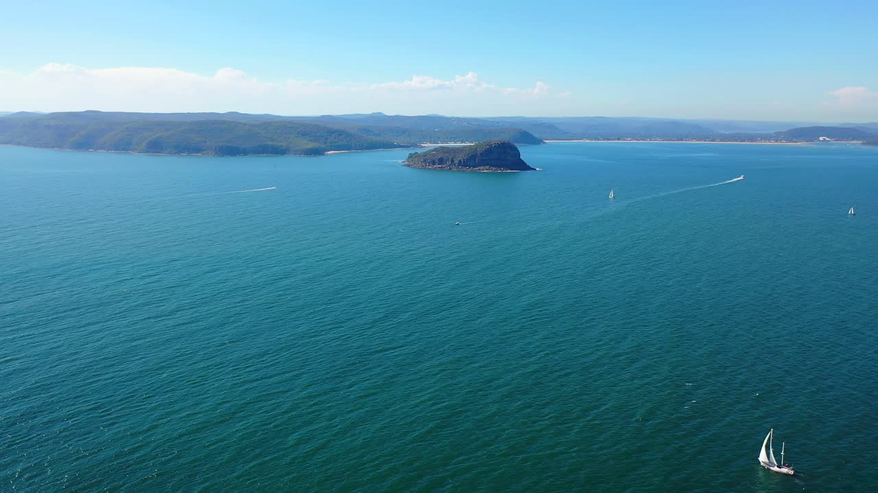 시드니 - 팜 비치 브로큰 베이