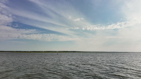 Timelapse-of-the-Bogue-sound,-coastal-waters