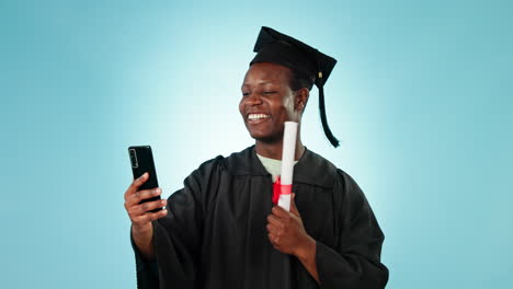 Graduation,-phone-video-call