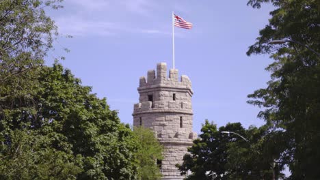 Location-footage-of-Somerville,-MA-Prospect-Hill-Tower