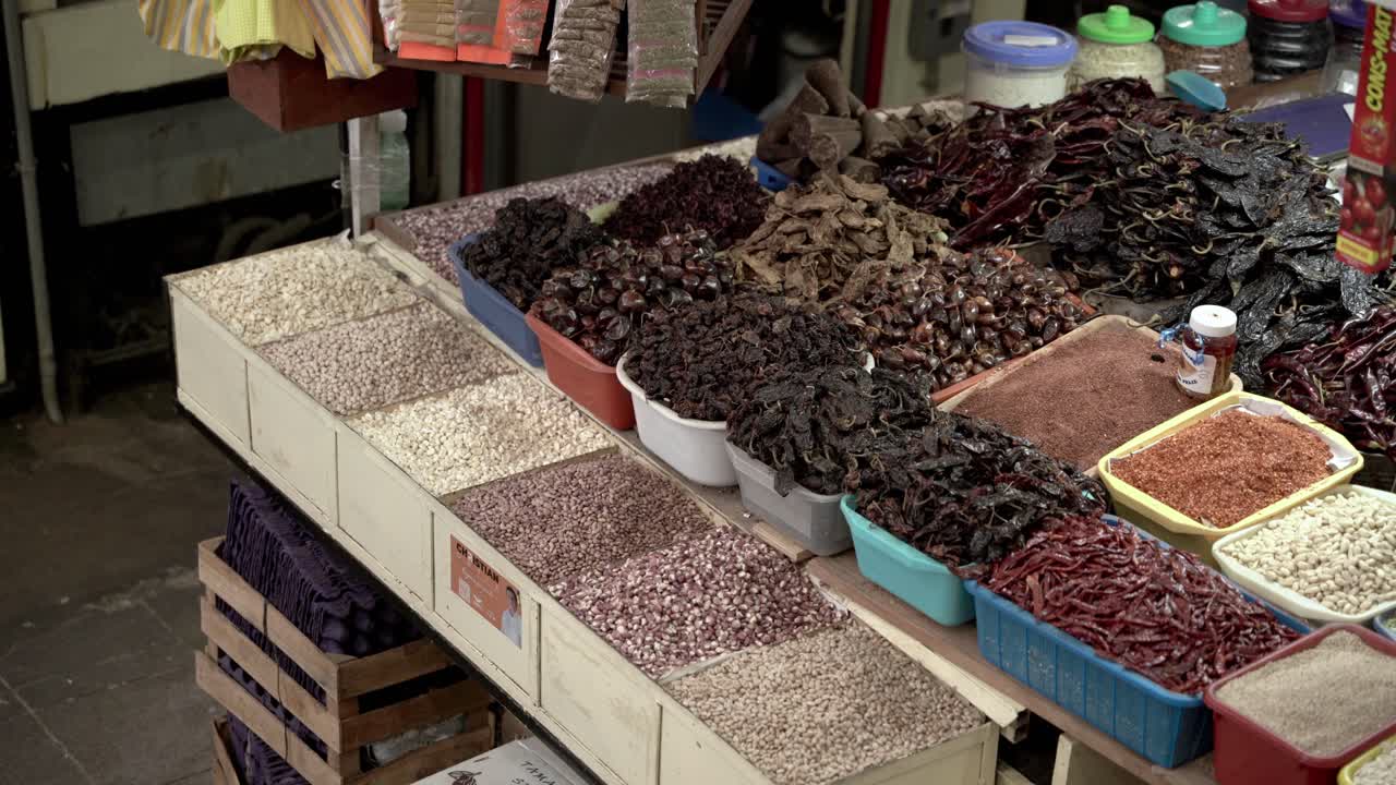 producto de semillas a la venta en el mercado