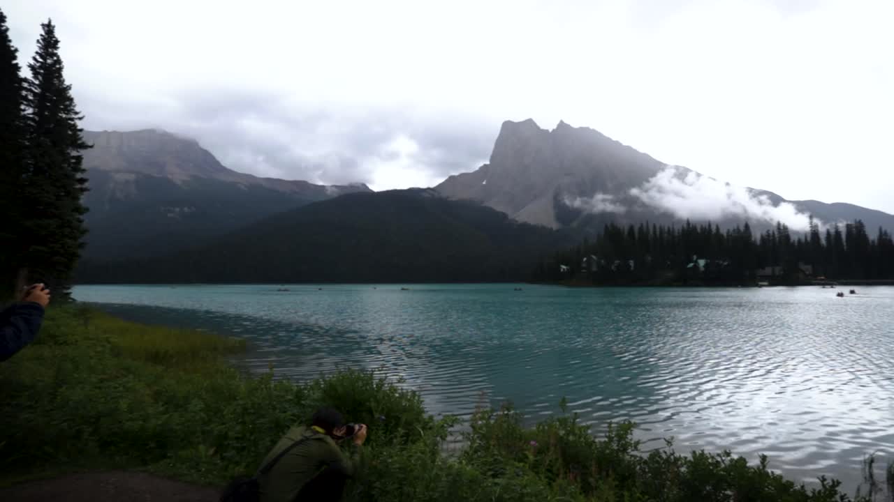 Serene Lake and Mountain Landscape in Jasper National Park
