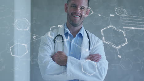 animación de estructuras químicas y procesamiento de datos sobre el doctor caucásico sonriente