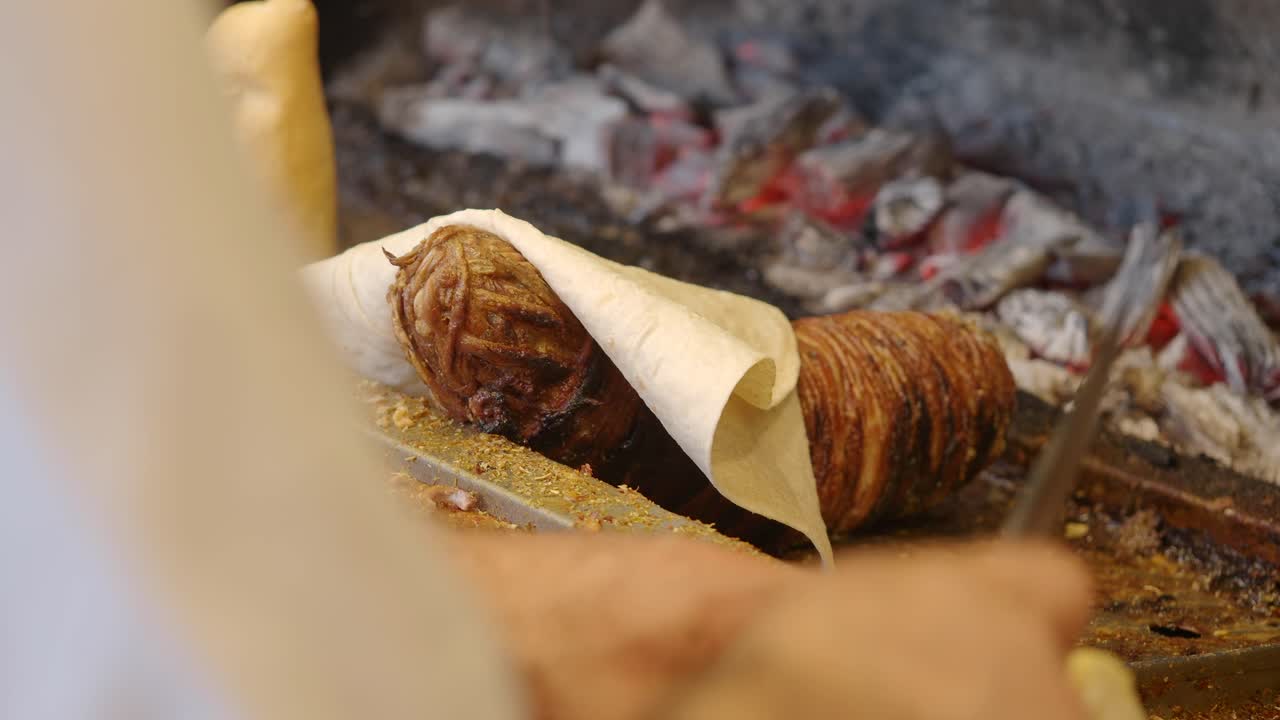 preparando comida de calle turca