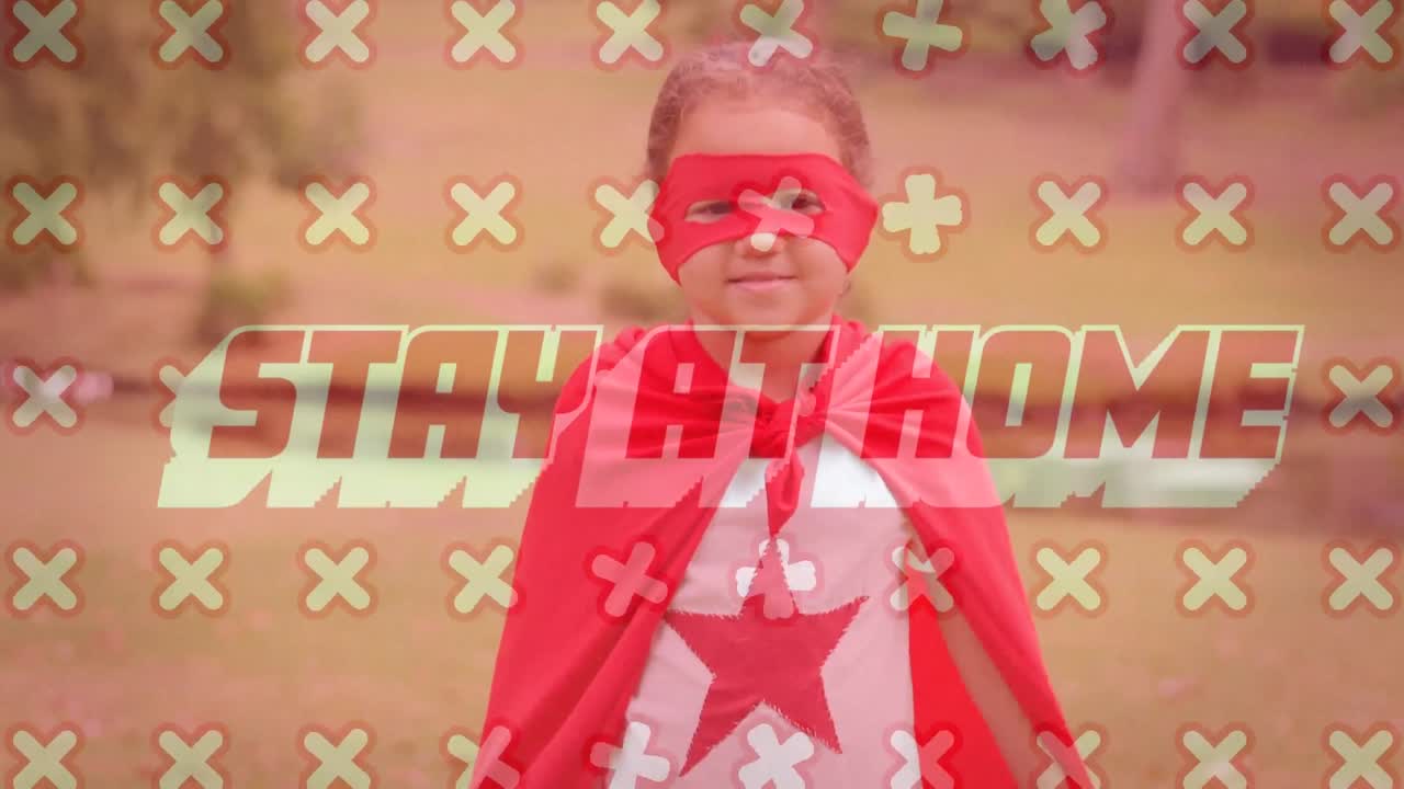 텍스트의 애니메이션은 십자가로 집에 머무르며 카우카시안 소녀가 케이프를 입고 움직입니다.