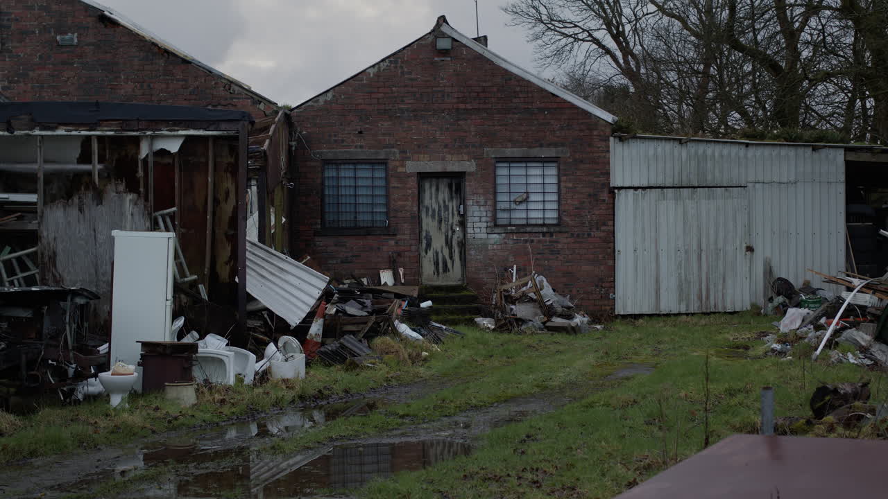 버려진 재산, 손잡이