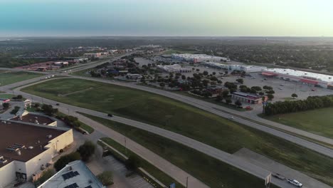 Vista-Aérea-De-La-Ciudad-De-Roanoke-Texas