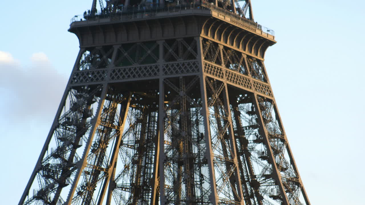 아이펠을 닫습니다