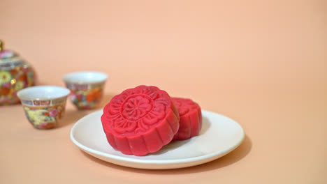 moon-cake-red-velvet-flavour-for-Mid-Autumn-Festival