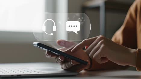 using a smartphone for online customer support chat service