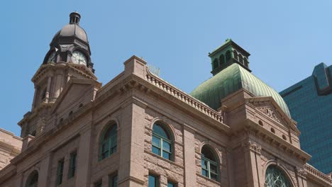 Low-angle-view-of-the-Tarrant-County-Courthouse-in-Fort-Worth,-Texas