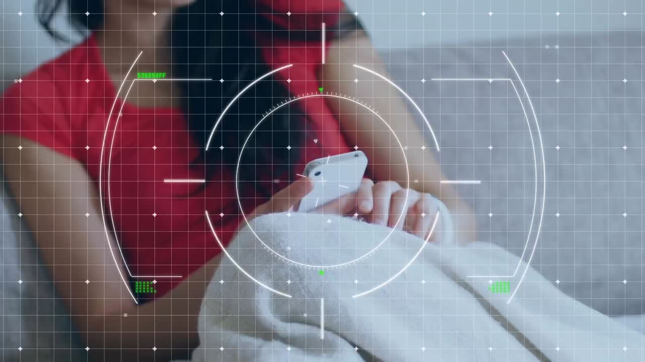 animación de la exploración del alcance sobre la mujer usando un teléfono inteligente