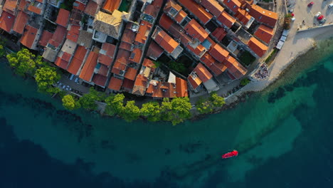 Korčula-Costera-En-Croacia,-Popular-Destino-Turístico-Del-Casco-Antiguo,-Vista-Aérea