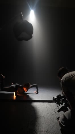 actuación de danza en el estudio