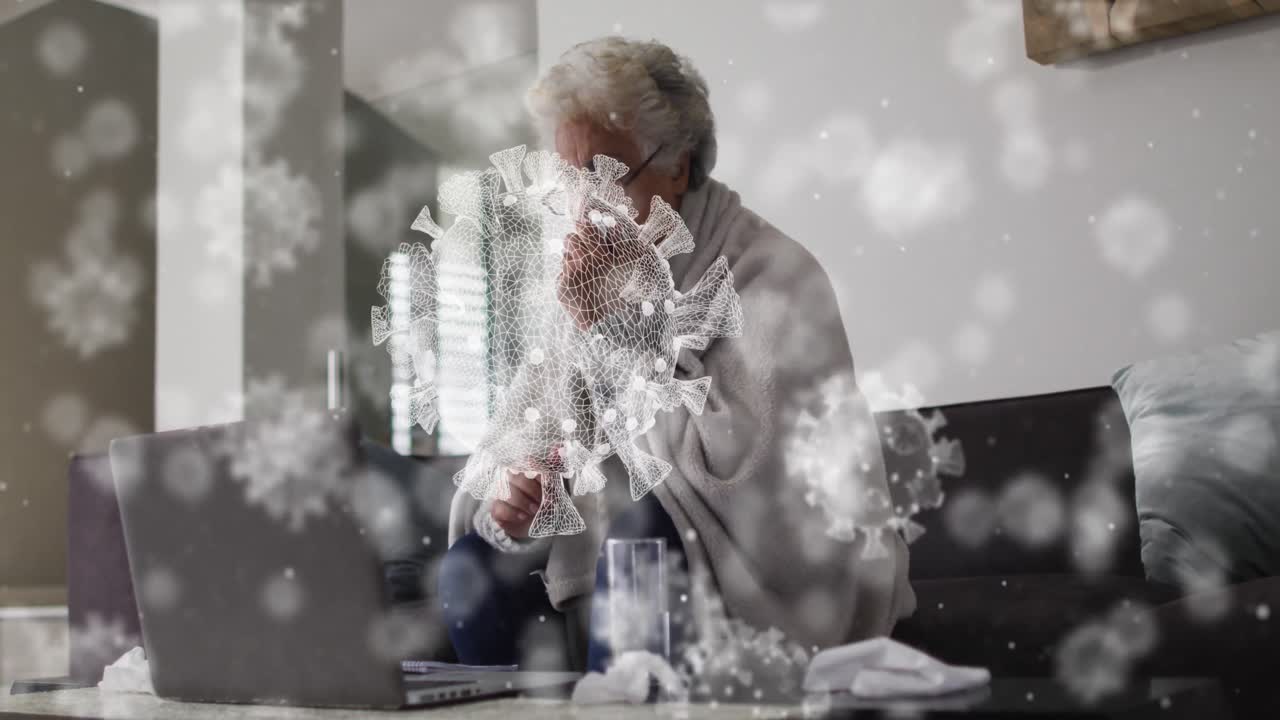 아프리카계 미국인 노인 여성이 집에서 기침을 하는 동안 여러 개의 코로나19 세포가 떠다니고 있습니다.