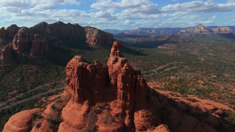 Cinematic-Sedona-Bell-Rock,-Red-Rock-State-Park,-Arizona