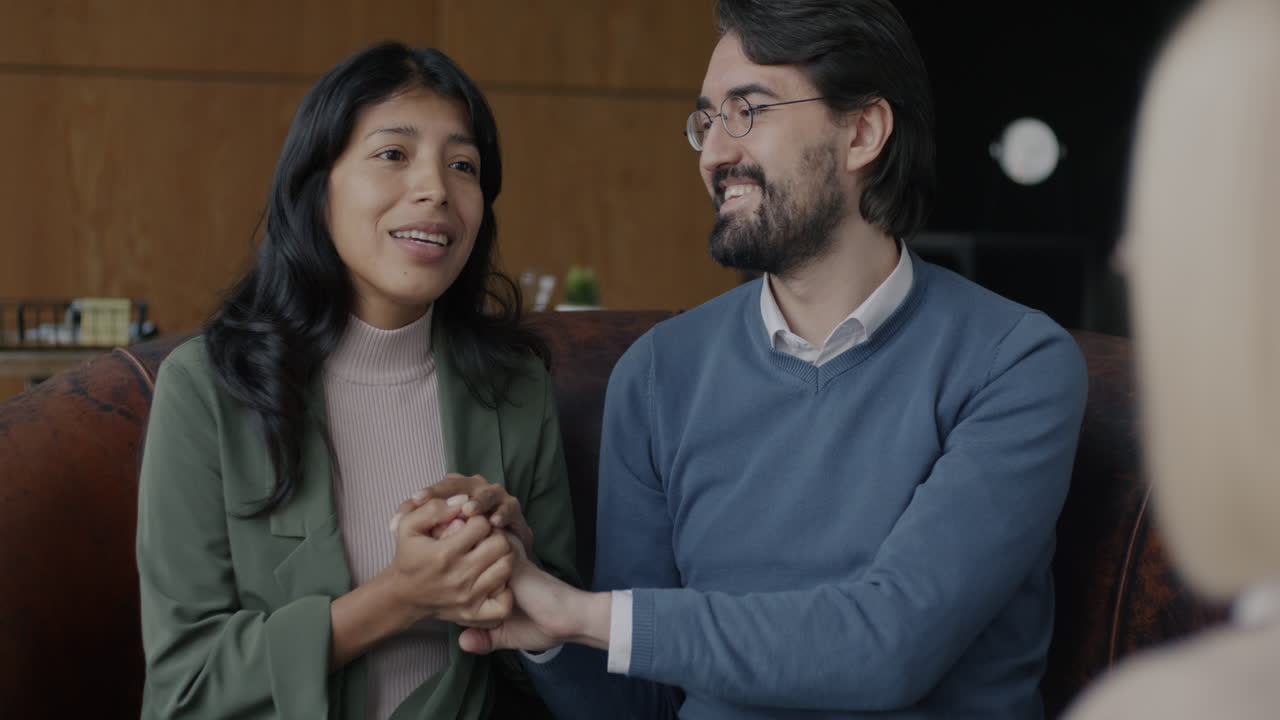 en una sesión de terapia de pareja