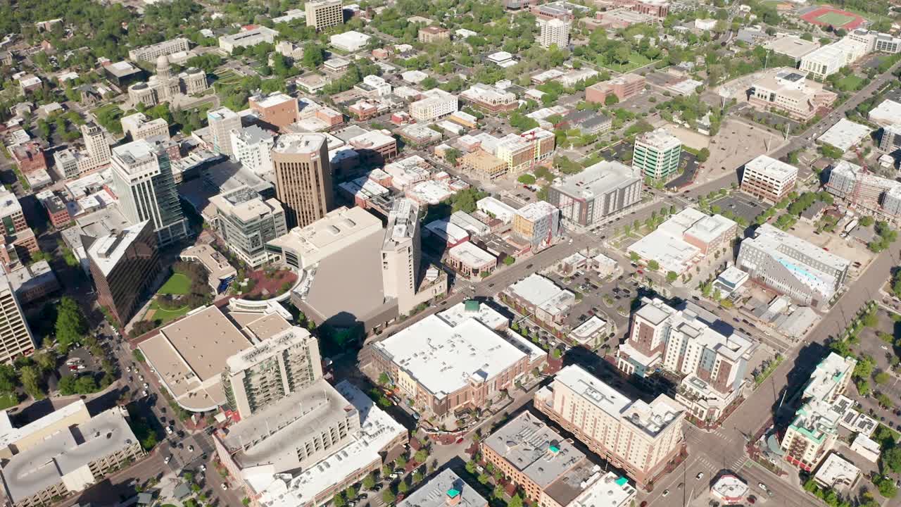 아이다호의 보이시 시내 지역 상단에 넓게 조성된 공중 촬영