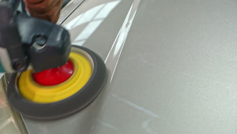 Polishing-glass-coating-on-car