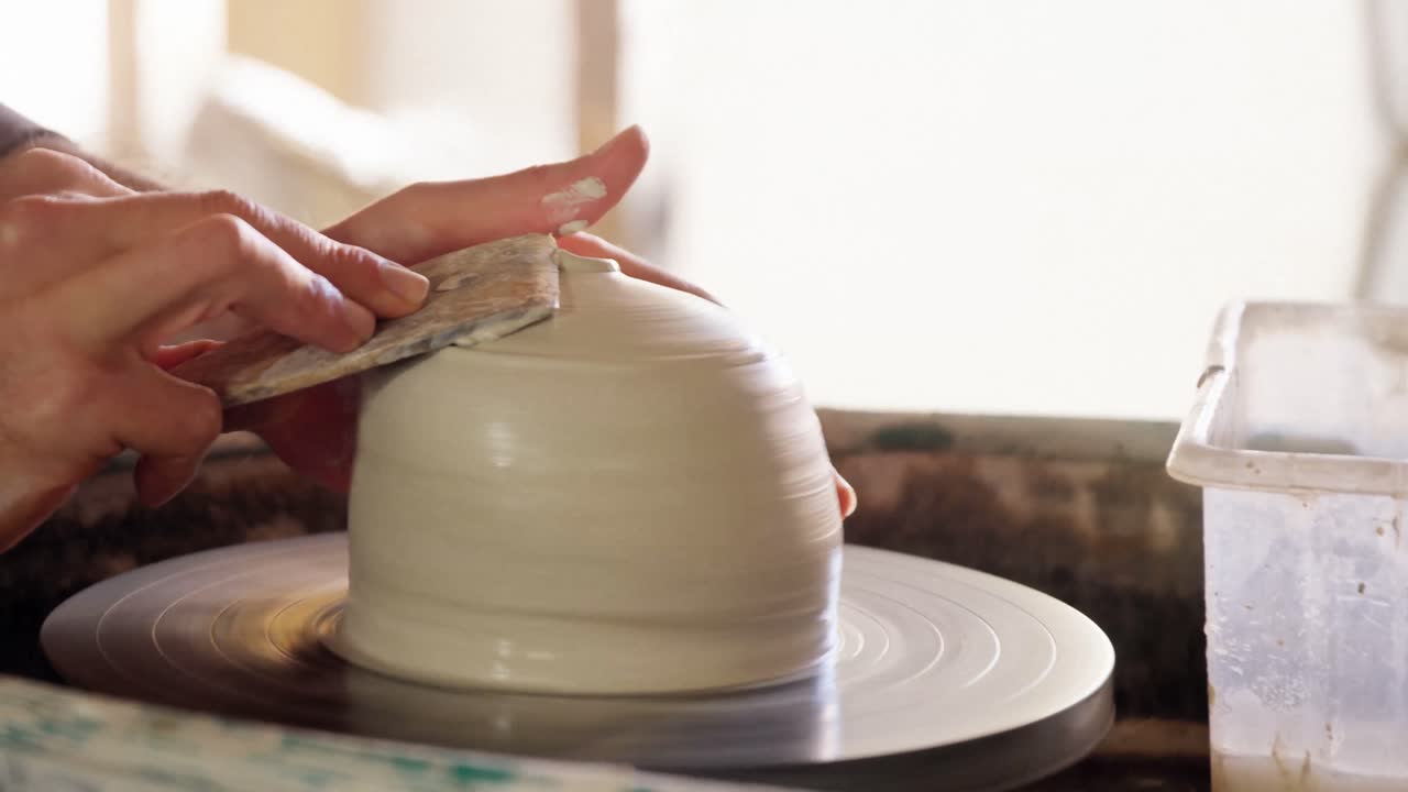 ⁇ 비 를 만드는  ⁇ 비 의 중간 부분