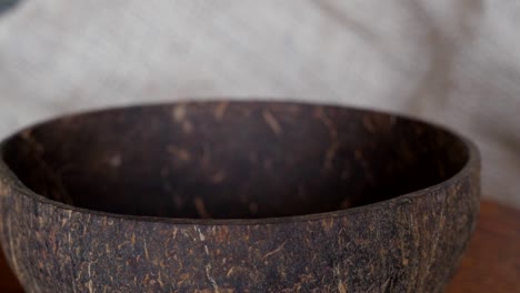 coconut bowl rotating, natural utensils